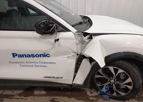 2023 Ford Mustang Mach-E Premium z USA, uszkodzony, nr VIN 3FMTK3SU5PMA73571